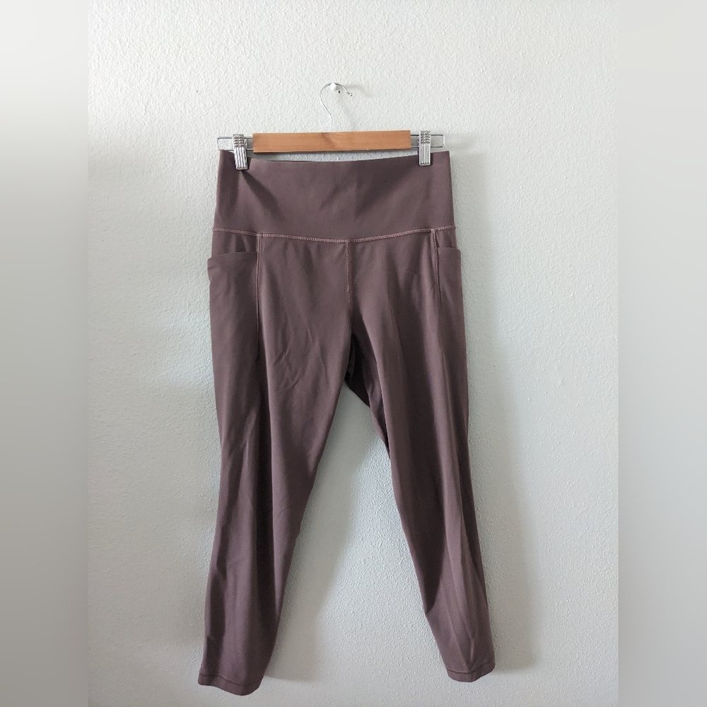 Athleta Salutation Stash Pocket leggings dusty pink